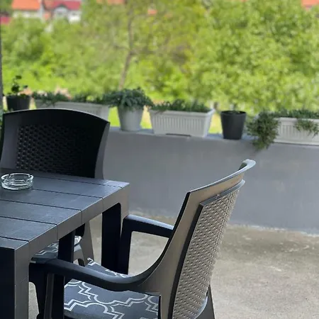 Sobe Kod Bolnice Paprikovac בית אירוח *