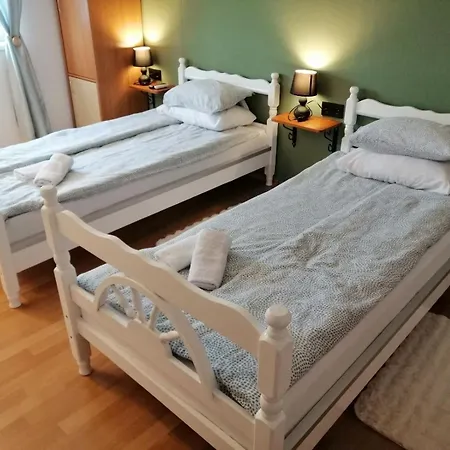 Sobe Kod Bolnice Paprikovac