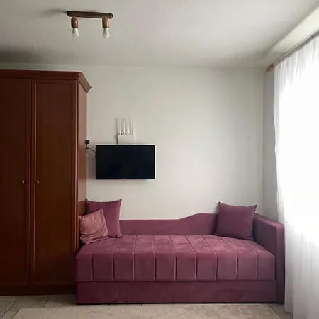 Sobe Kod Bolnice Paprikovac Homestay
