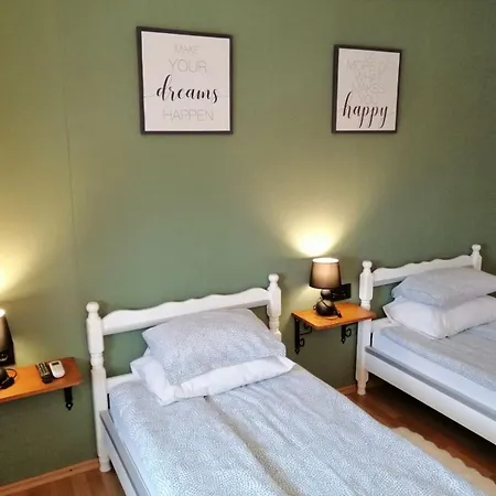 Sobe Kod Bolnice Paprikovac Homestay Banja Luka