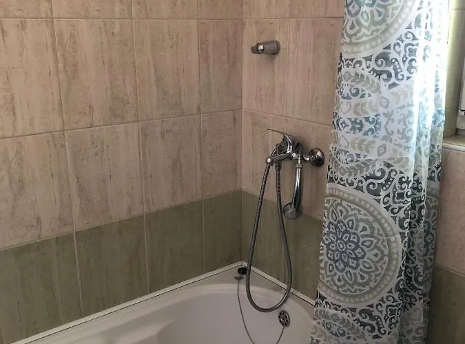 Quarto em Acomodações Particulares Sobe Kod Bolnice Paprikovac