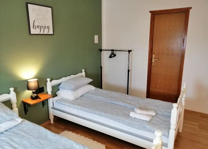 Quarto em Acomodações Particulares Sobe Kod Bolnice Paprikovac Banja Luka